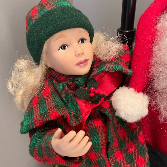 Vintage 1993 Holiday Creations Santa & Girl Lighted Lamp Post Display - Picture 5 of 14